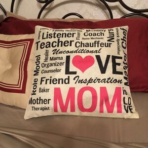 NWOT - Decorative Pillow Cover Honoring Mom as Master of Everything. Beige Pink+